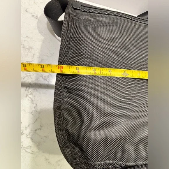 Tumi Black‎ Nylon Leather Trim Alpha Large Flap Unisex Crossbody Messenger Bag - Picture 14 of 16